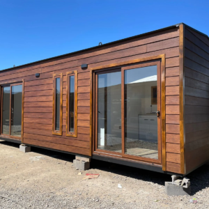 Cabine Modulaire Jocsan – 8 x 3 m, Design Chaleureux et Équipement Complet